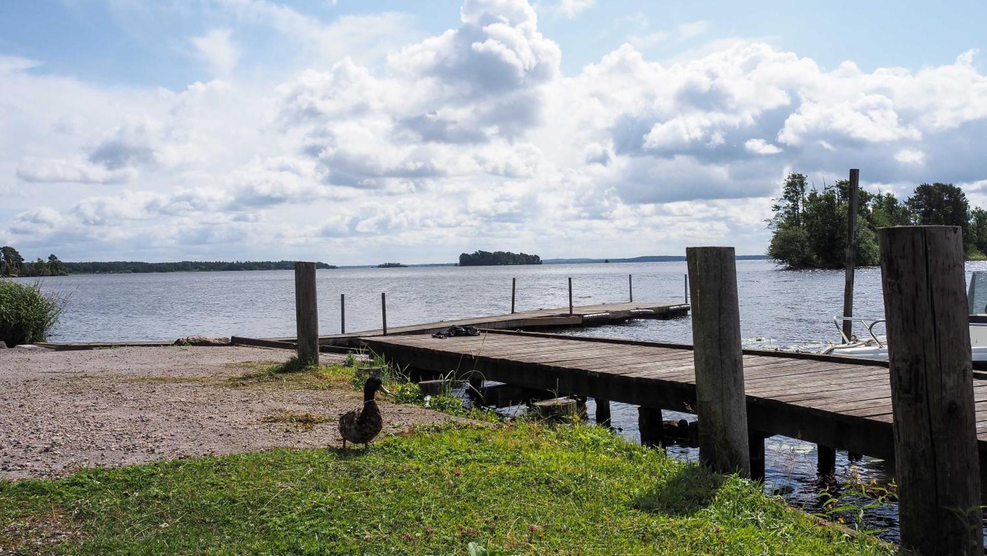 Komplett Laegenhet Med Sjoeutsikt Malmon Buitenkant foto