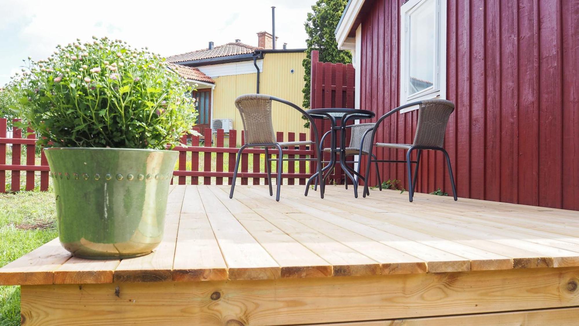 Komplett Laegenhet Med Sjoeutsikt Malmon Buitenkant foto